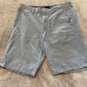 Men’s JCrew Oxford Cloth Chino Shorts, size 33